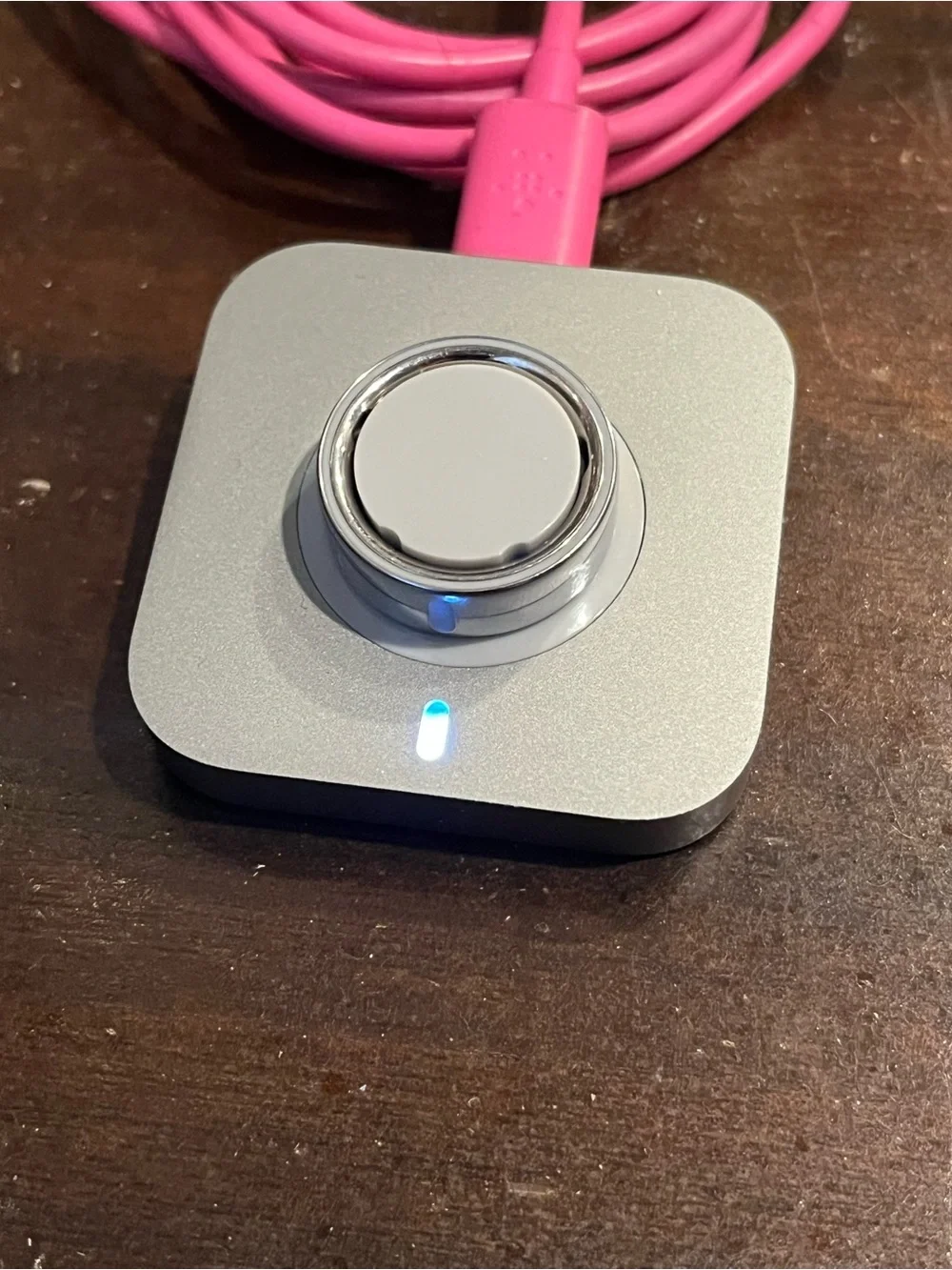 Oura discreet ring